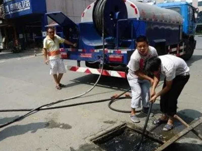 徐汇区华泾专车化粪池抽粪 污水池河塘抽污水泥浆