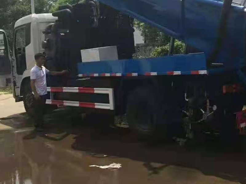 徐汇区肇嘉浜路疏通马桶电话【马桶不下水维修】